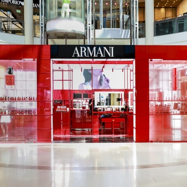 ARMANI  קניון רמת אביב 