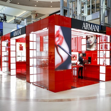 ARMANI קניון רמת אביב