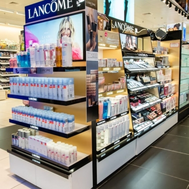 LANCOME  סופרפארם קניון רמת אביב