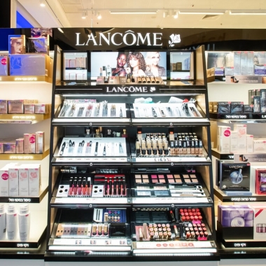 LANCOME סופר פארם קניון רמת אביב