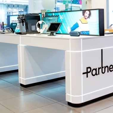 דוכן PARTNER / SAMSUNG קניון הזהב